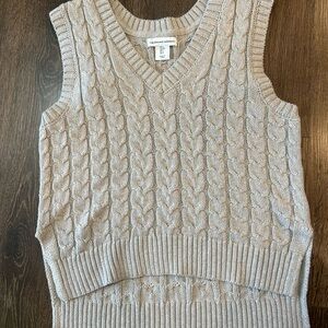 cupcakes & cashmere Gray V-Neck Sweater Cable Knit